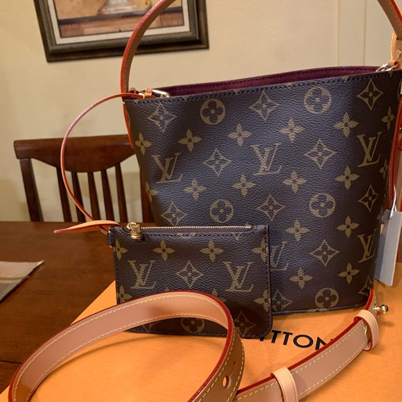 Louis Vuitton Monogram Shoulder limited edition purse long/ short strap/ wallet - Picture 16 of 17
